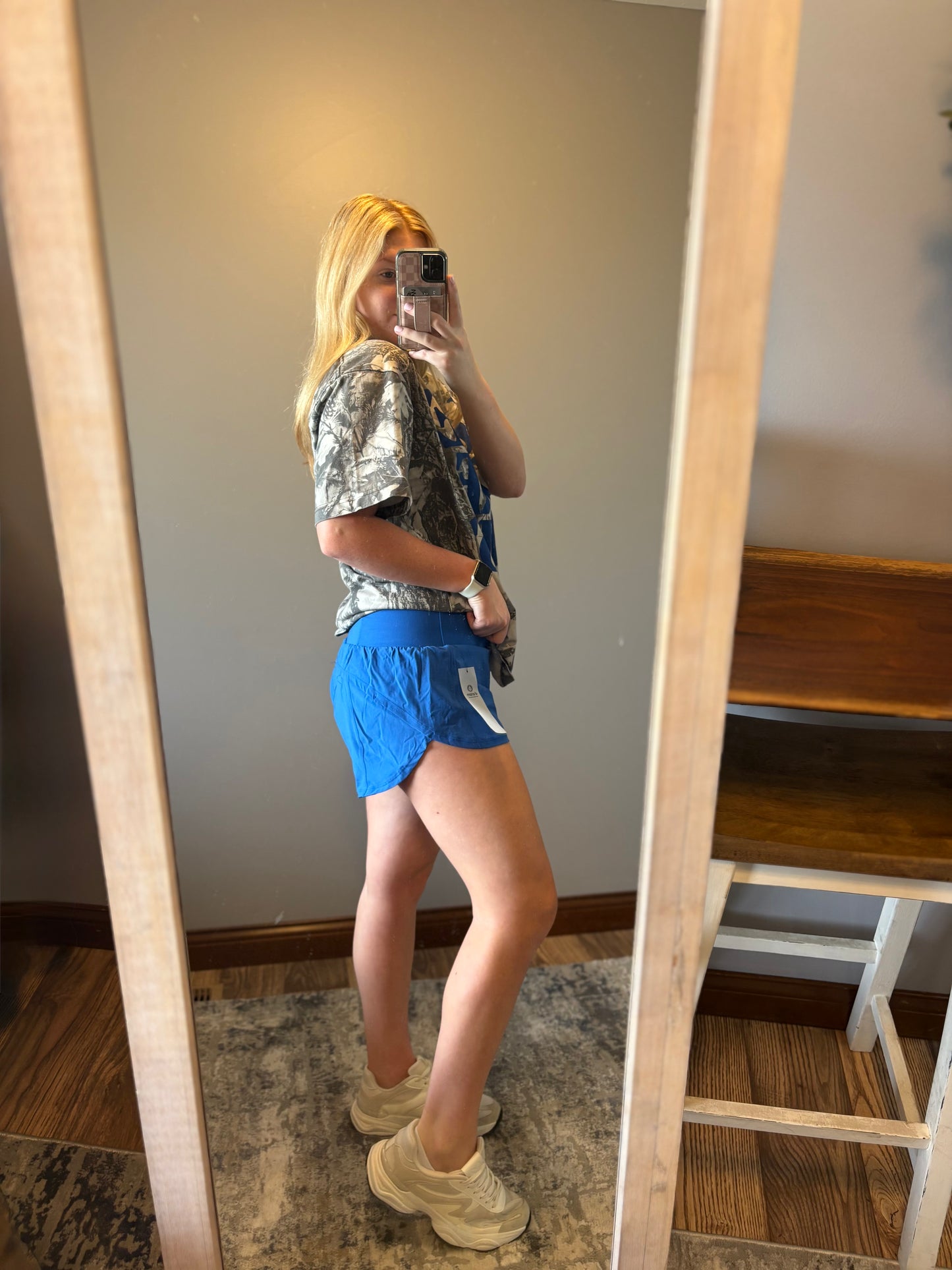Contour Active Shorts